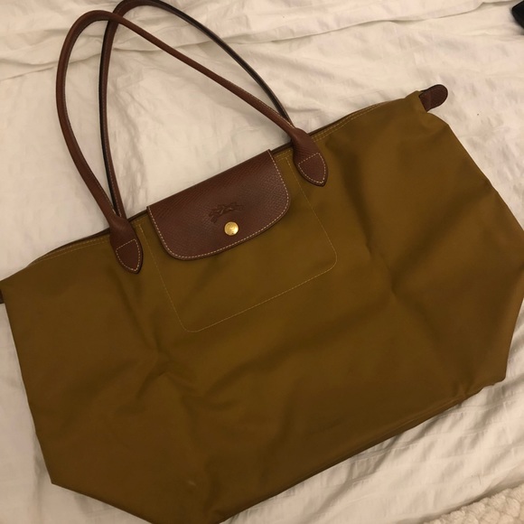 longchamp le pliage camel